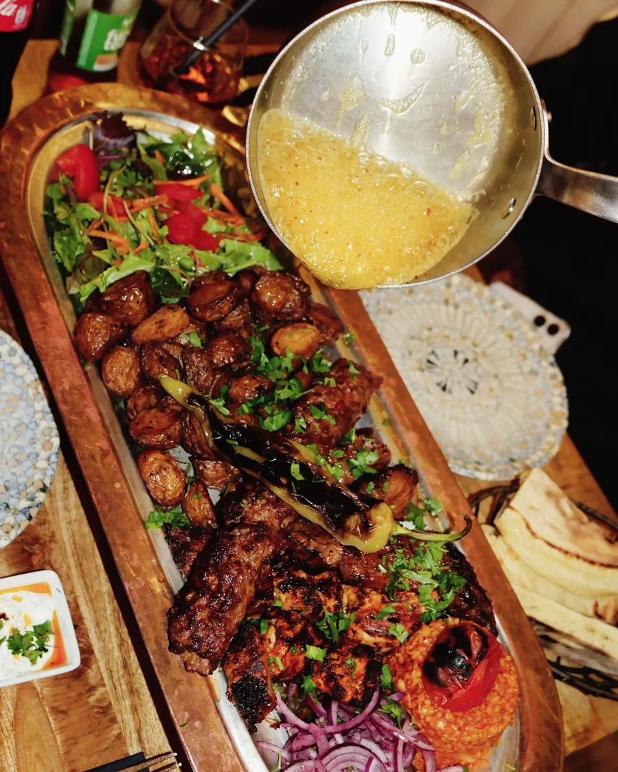 Formule Byzance, grande planche de grillades à partager — restaurant à Dunkerque
